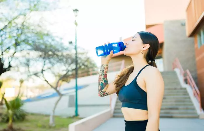 Drinking water can help reduce elbow tattoo pain