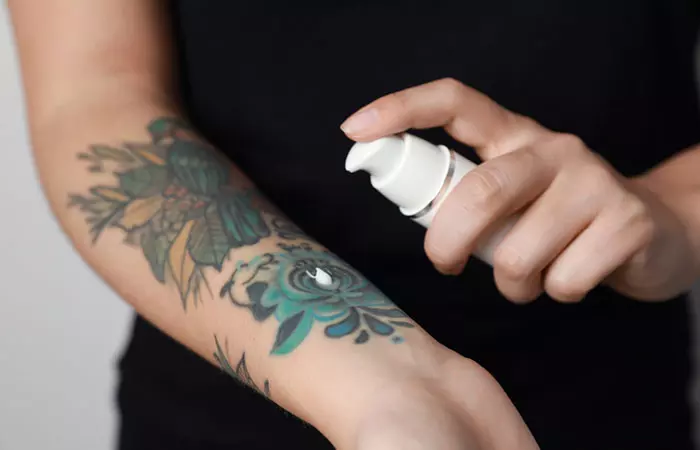 Use a fragrance-free moisturizer to keep the tattoo hydrated.