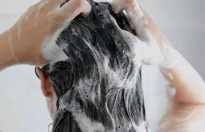 Use-Clarifying-Shampoo