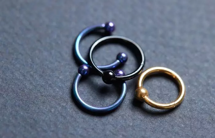 Captive ring bead piercing jewelry