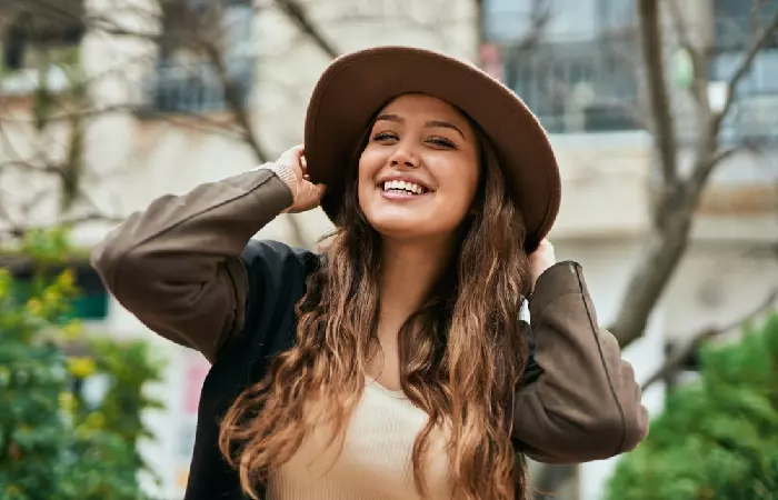 Wearing Hats That Don’t Go With the Outfit