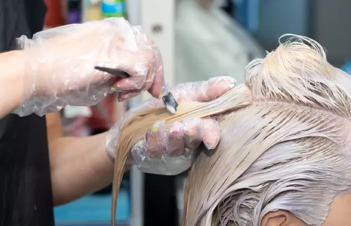 What Happens To Your Hair When You Bleach It