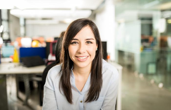 Want To Know If A Person Is Trustworthy Or Not? Here Are 8 Body Signs To Watch Out For