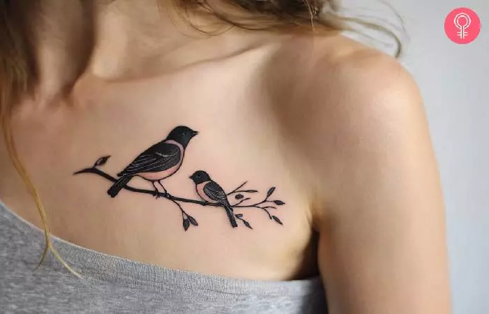 Woman wearing a minimalist mom tattoo