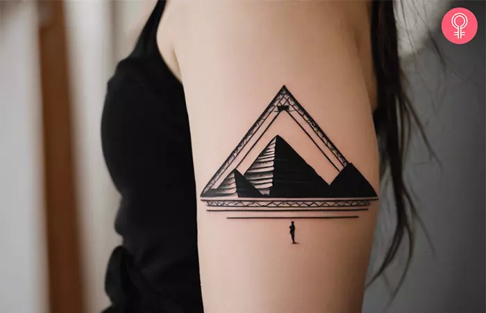 Woman sporting a Pyramids of Giza tattoo
