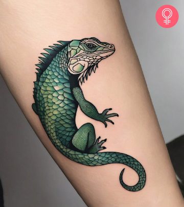 Realistic ecko tattoo on the arm