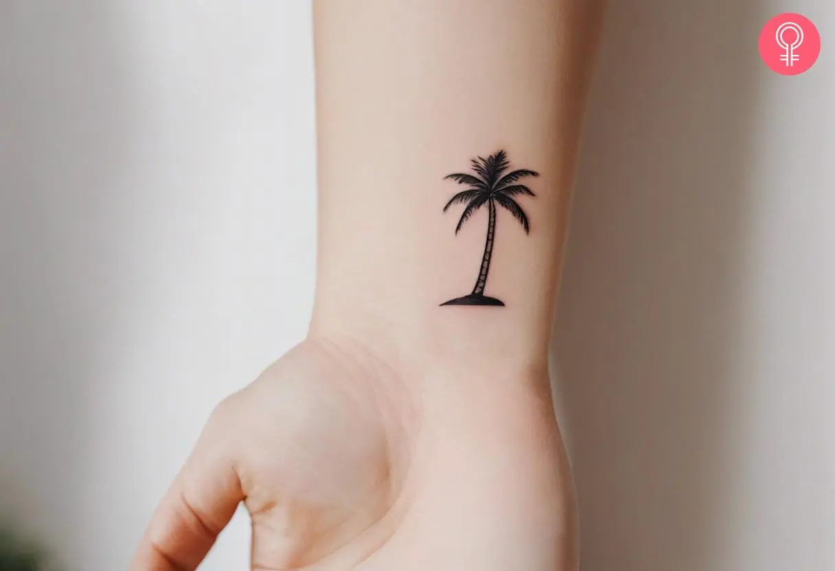 Cuban symbol tattoo on the wrist of a woman