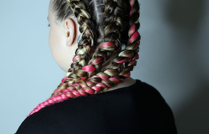 8 Trendy Softball Hairstyles For Every Player - 11