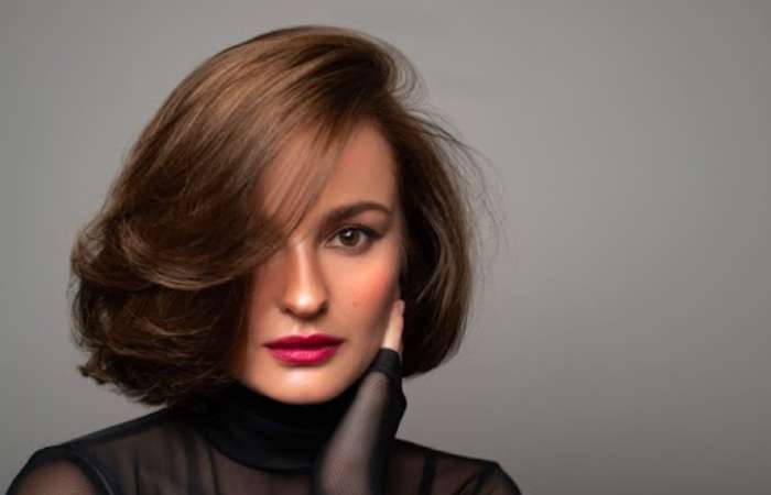 Women with square face shape