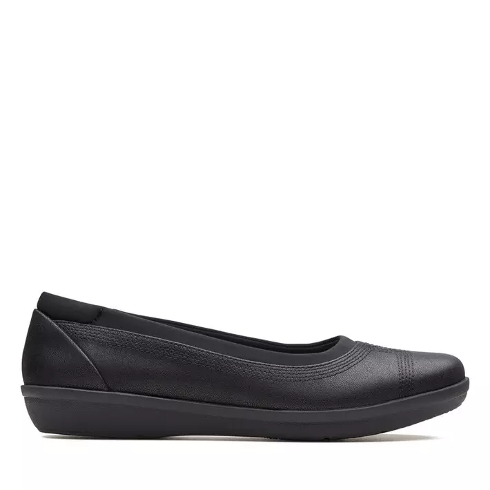 Clarks Ayla Low Ballet Flats