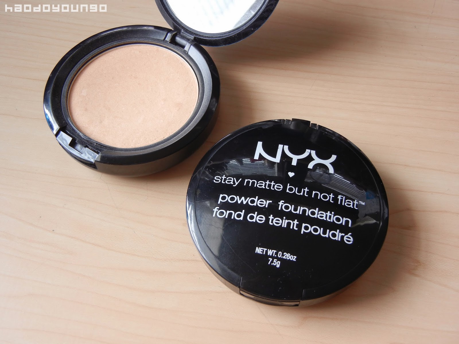 NYX Stay Matte But Not Flat Powder Foundation