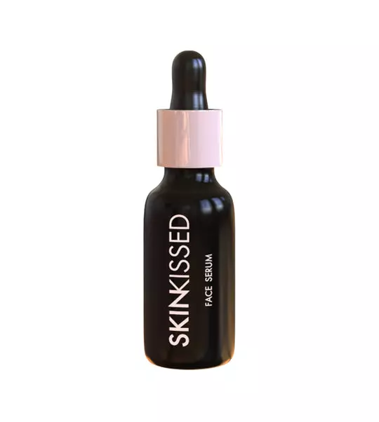 SKINKISSED Winner 2020* Vitamin C and Hyaluronic Acid Serum Helps Remove Acne Scars