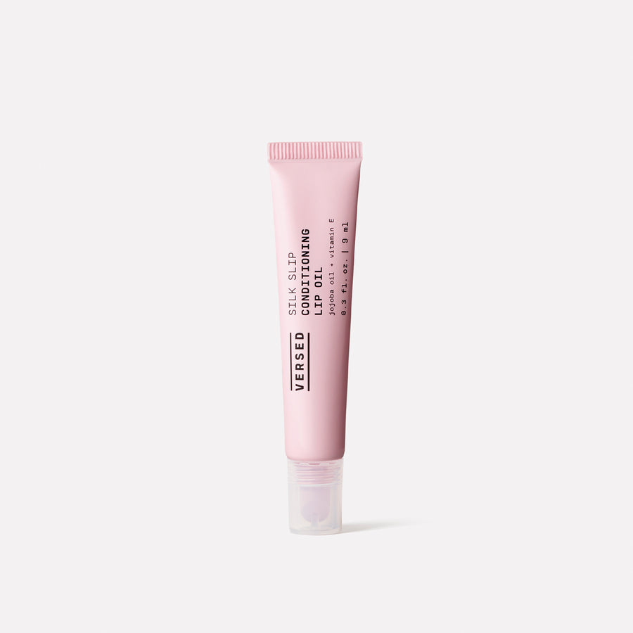 Versed Silk Slip Conditioning Lip Oil, Clear - Lip Balm + Gloss Alternative with Jojoba Oil + Vitamin E - Long-Lasting Lip Moisturizer to Soften + Smooth Dry, Chapped Lips - Vegan (0.3 oz)